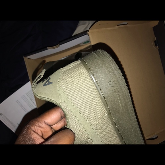 Air Force low - Picture 3 of 4